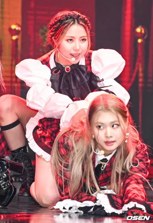 Ireh and Swan - PURPLE KISS