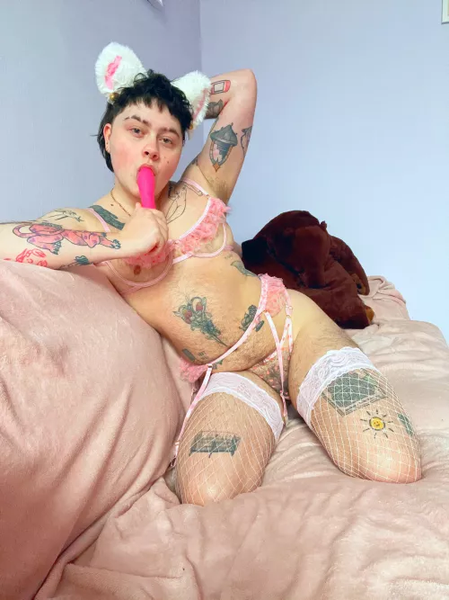 just me n djungelskog hanging out