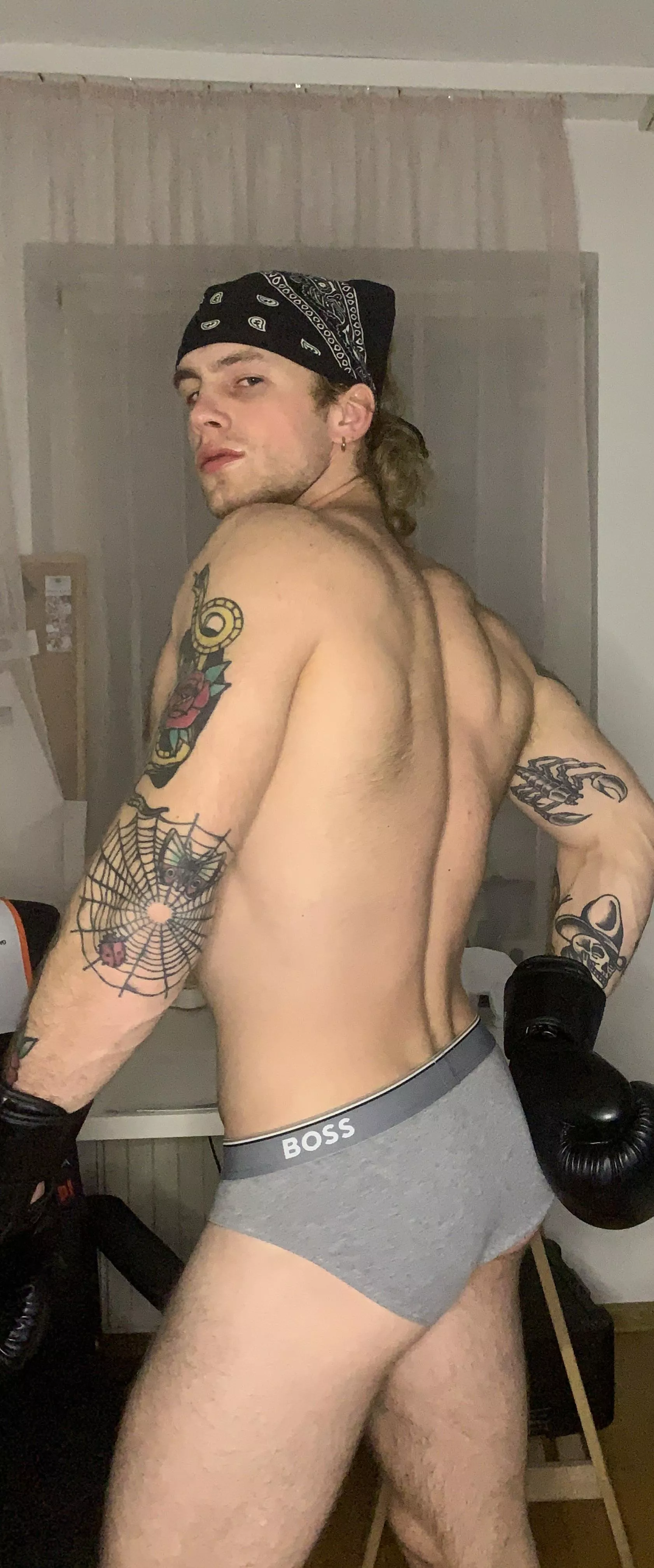 Leg day plus boxing. Nice combo..