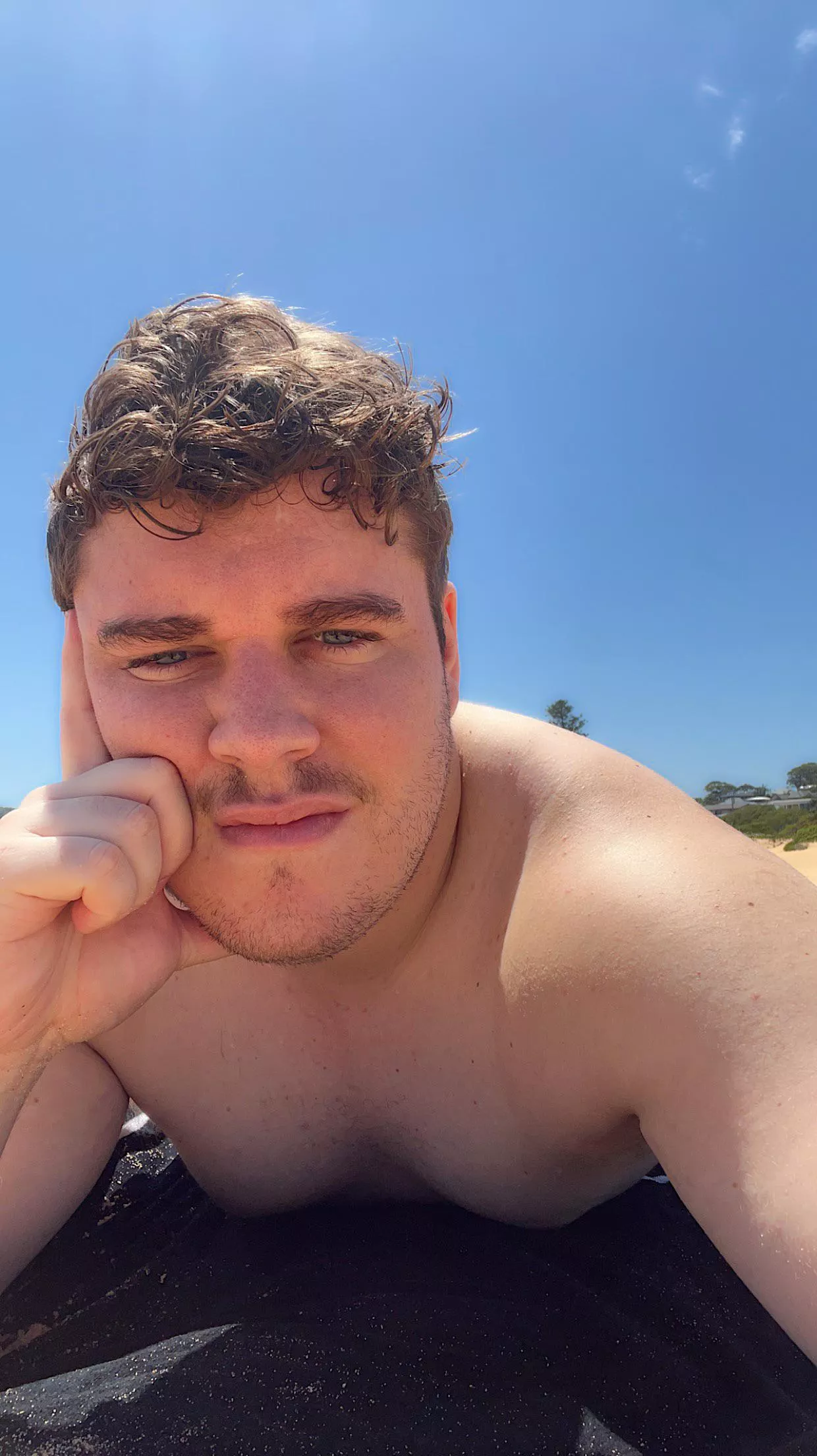 Looking to meet other bros