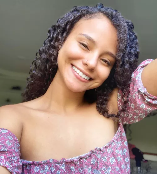 Loving the skin I'm in and feeling cute without any added layers