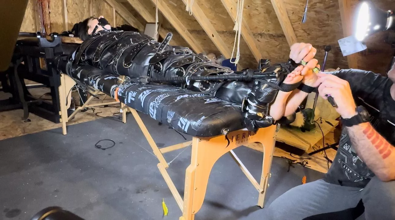 No Safeword No Time Limit - Bri