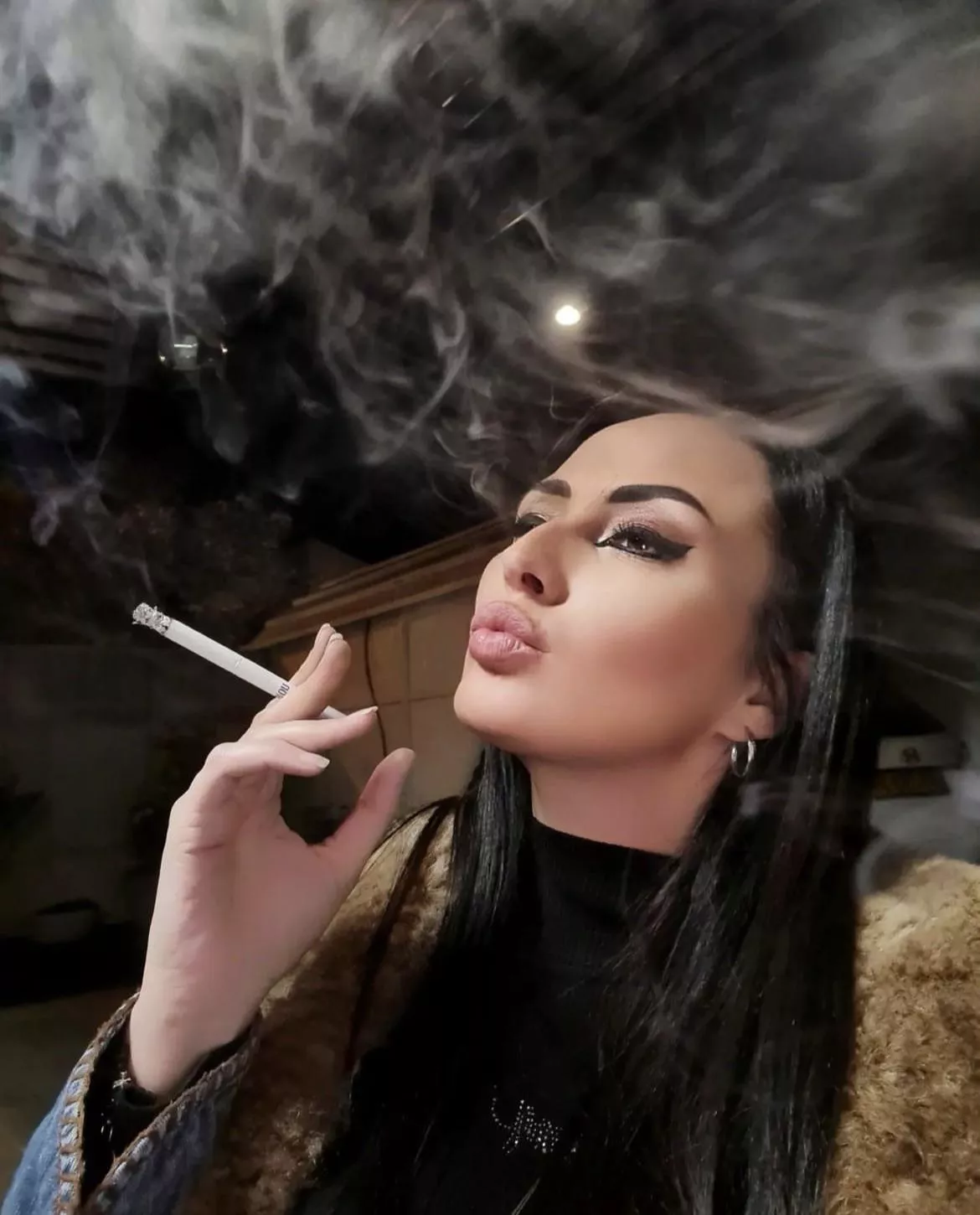 Smoke-filled lungs, smoke-filled room