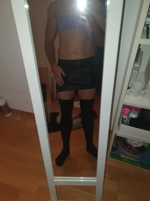 this is the only kind of outfit I should wear