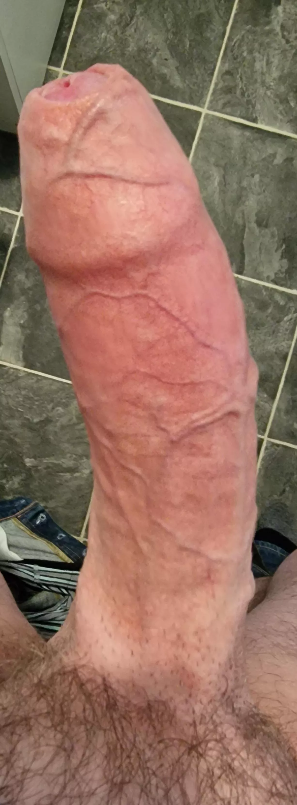 Trace the veins with your fingers and tongue 👅