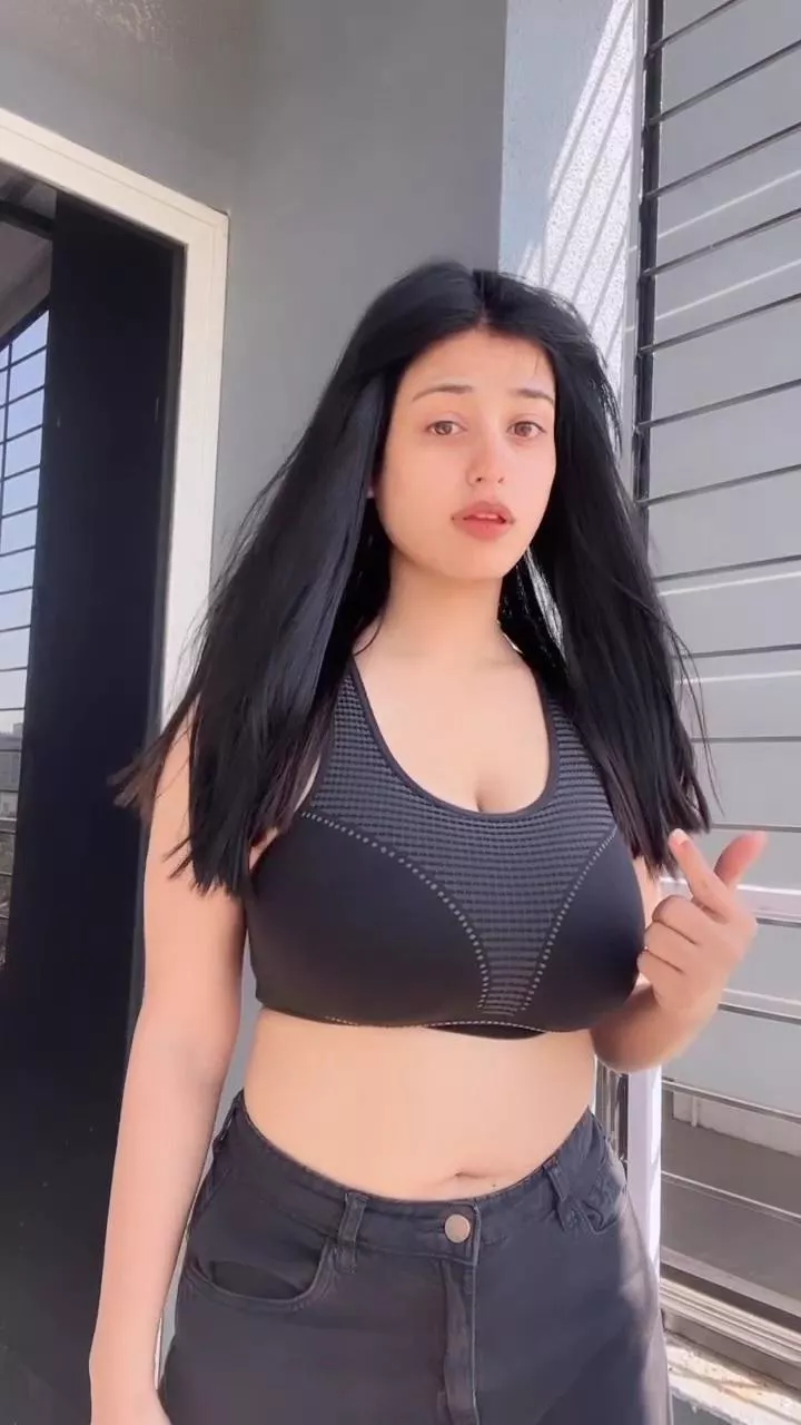 Tushika got some heavenly tits