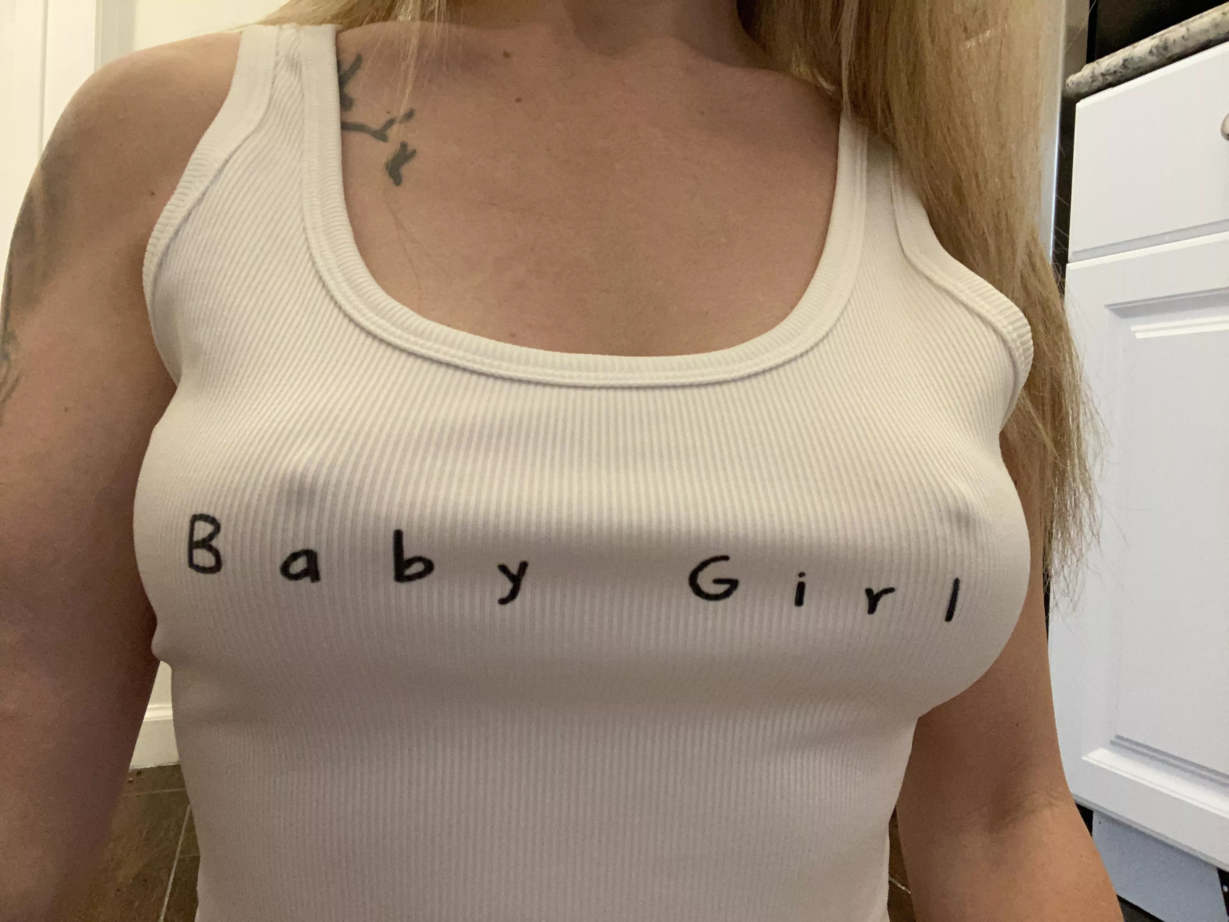 Valentine’s Day means no bra !