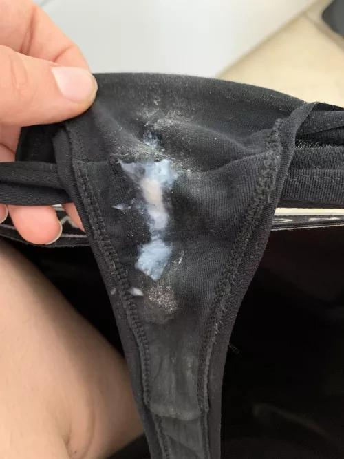 Who wants to clean? DM kik guiltyad5343 (serious inquiries only)