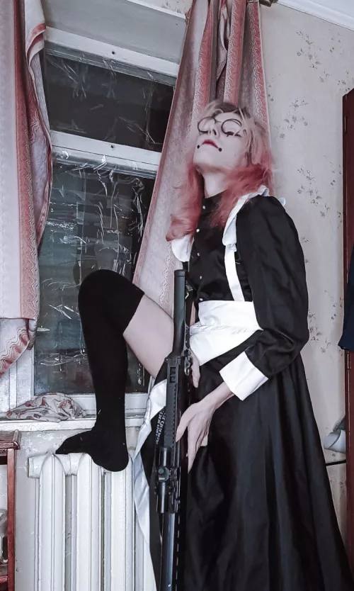 yes, maids with guns, uwu