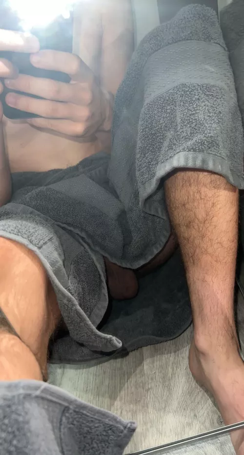 20 curious fit straight lad. Looking for the same and for long term chats maybe trades. Add if your straight too and show face 18-25 Add me on Harrystanley17x