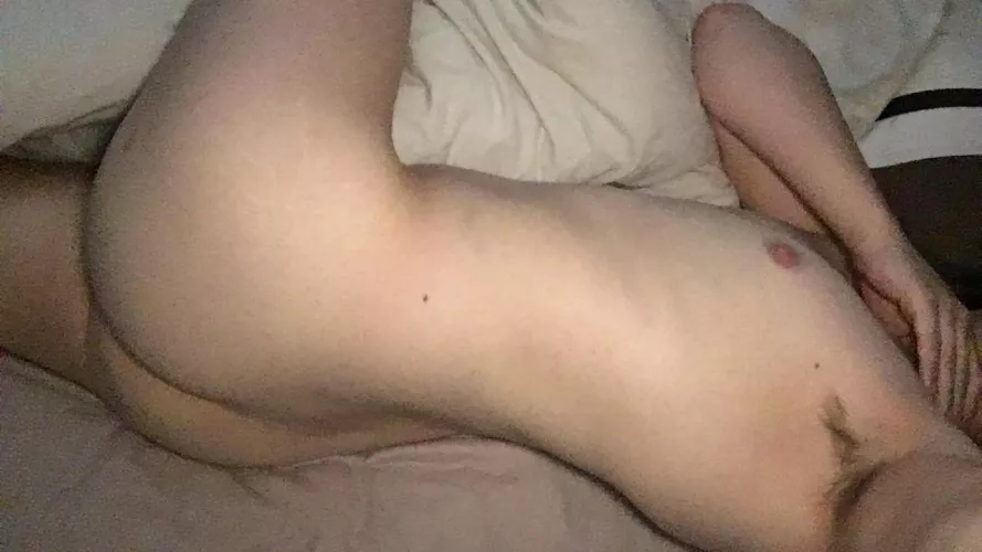 28 m for a hung guy dm open