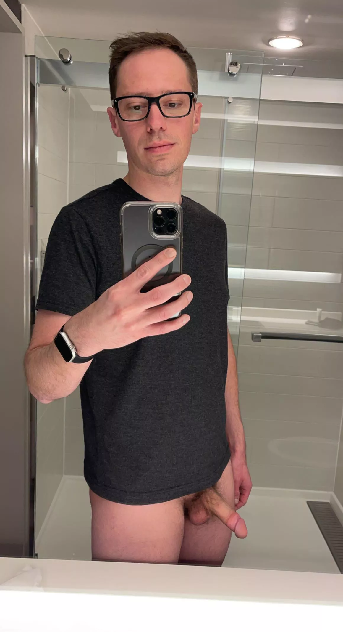 [28] Meet me in the shower bro?