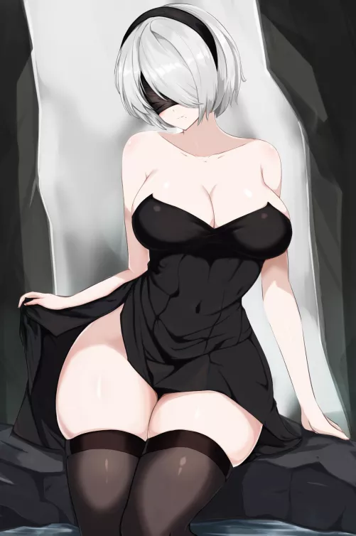 2B's succulent thighs (sa)