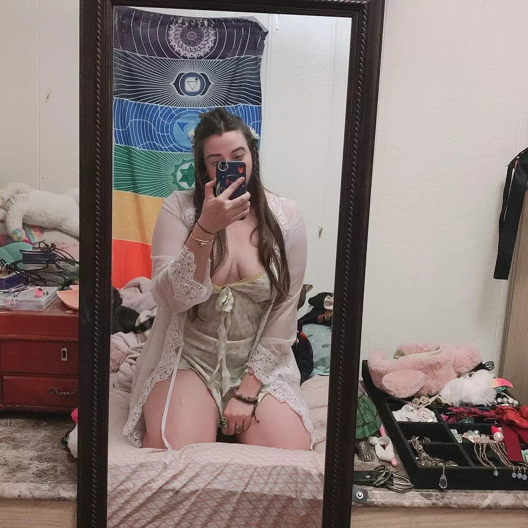 Do you like my chubby self?