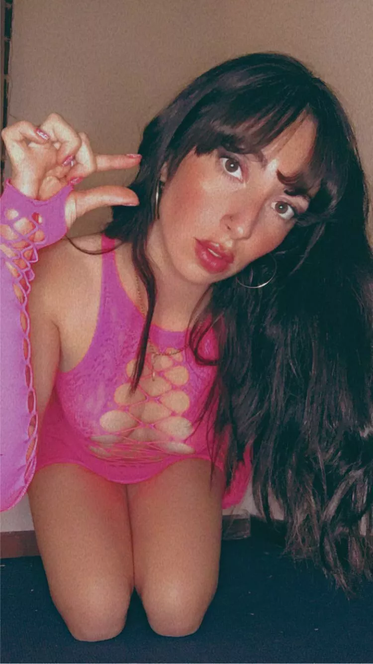 [domme] you are going to obbey mommy’s orders 🔪