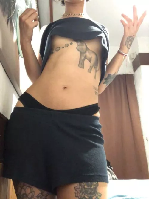 [domme]kneel before addressing your goddess loser