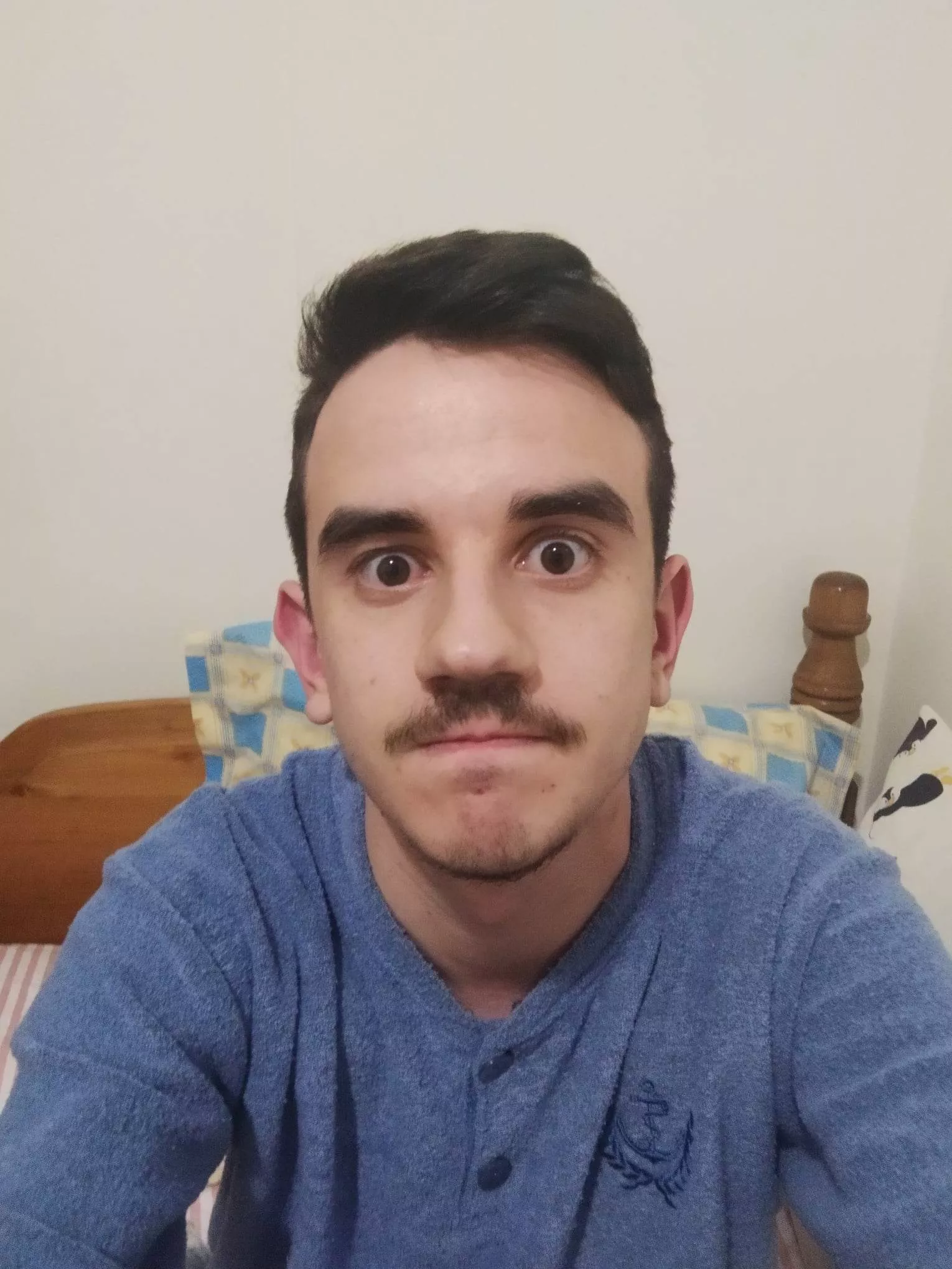 Felt anxious because of college and that caused a dysmorphia flare-up :/