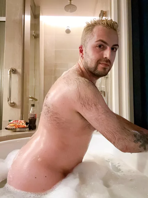 First post and feeling peachy 🍑