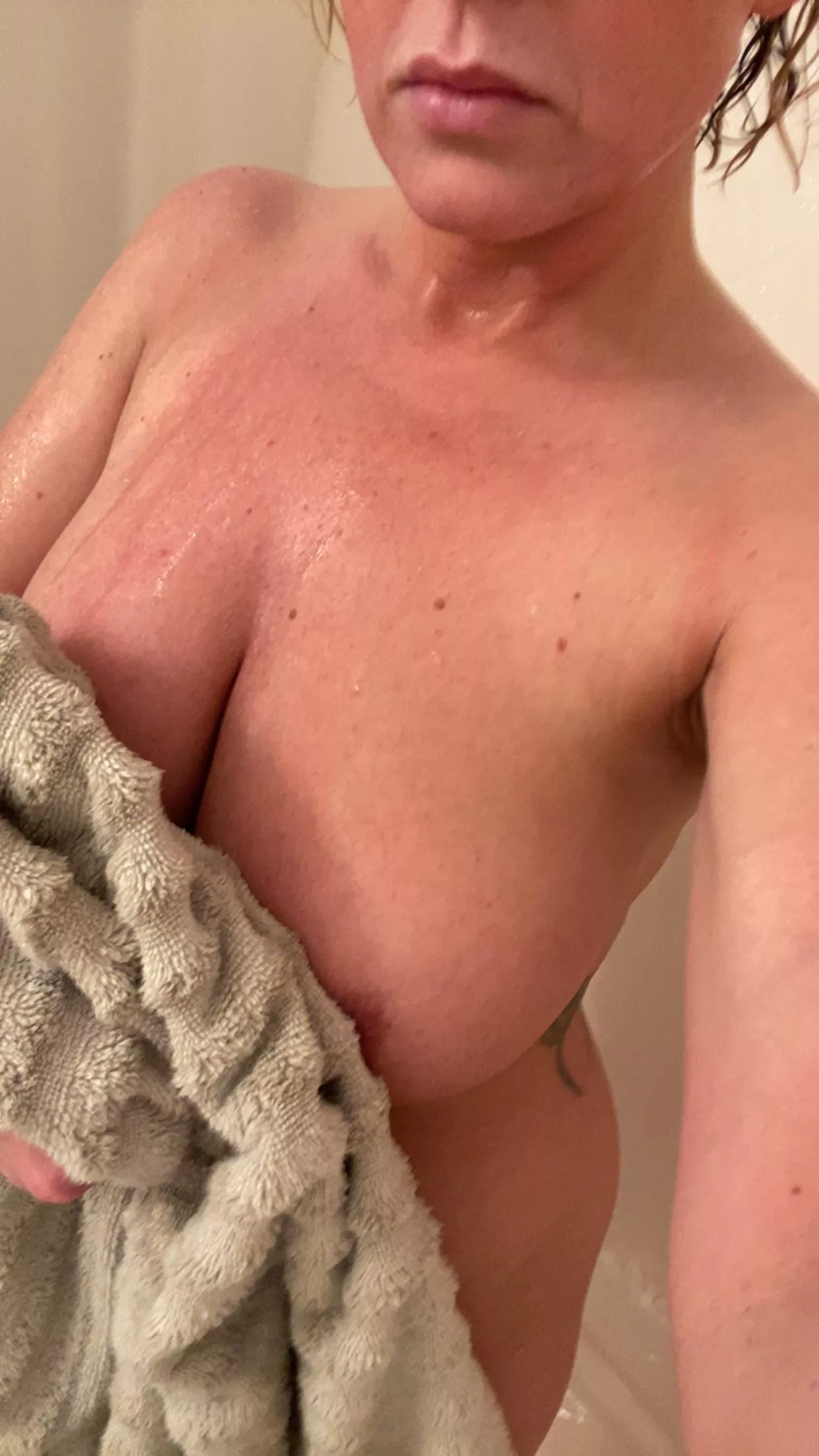 Fresh out of the shower 🚿