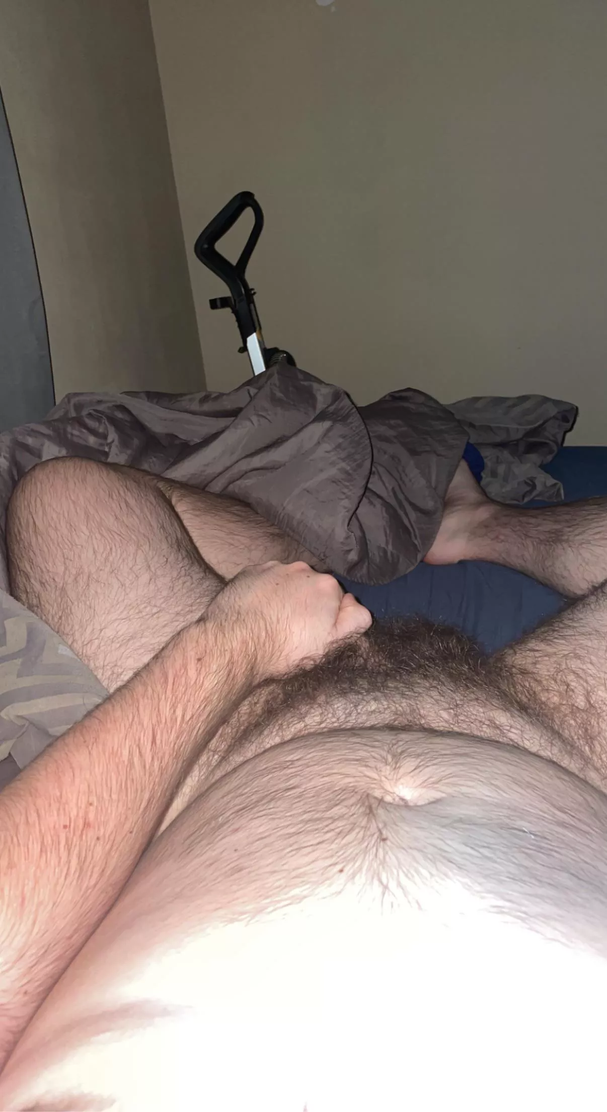 Furnace went out! I need someone to cuddle with! I refuse to put clothes on!(24m)