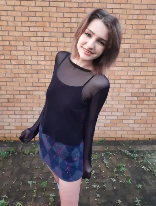 Hehe I want cock so badly hehe ~♡