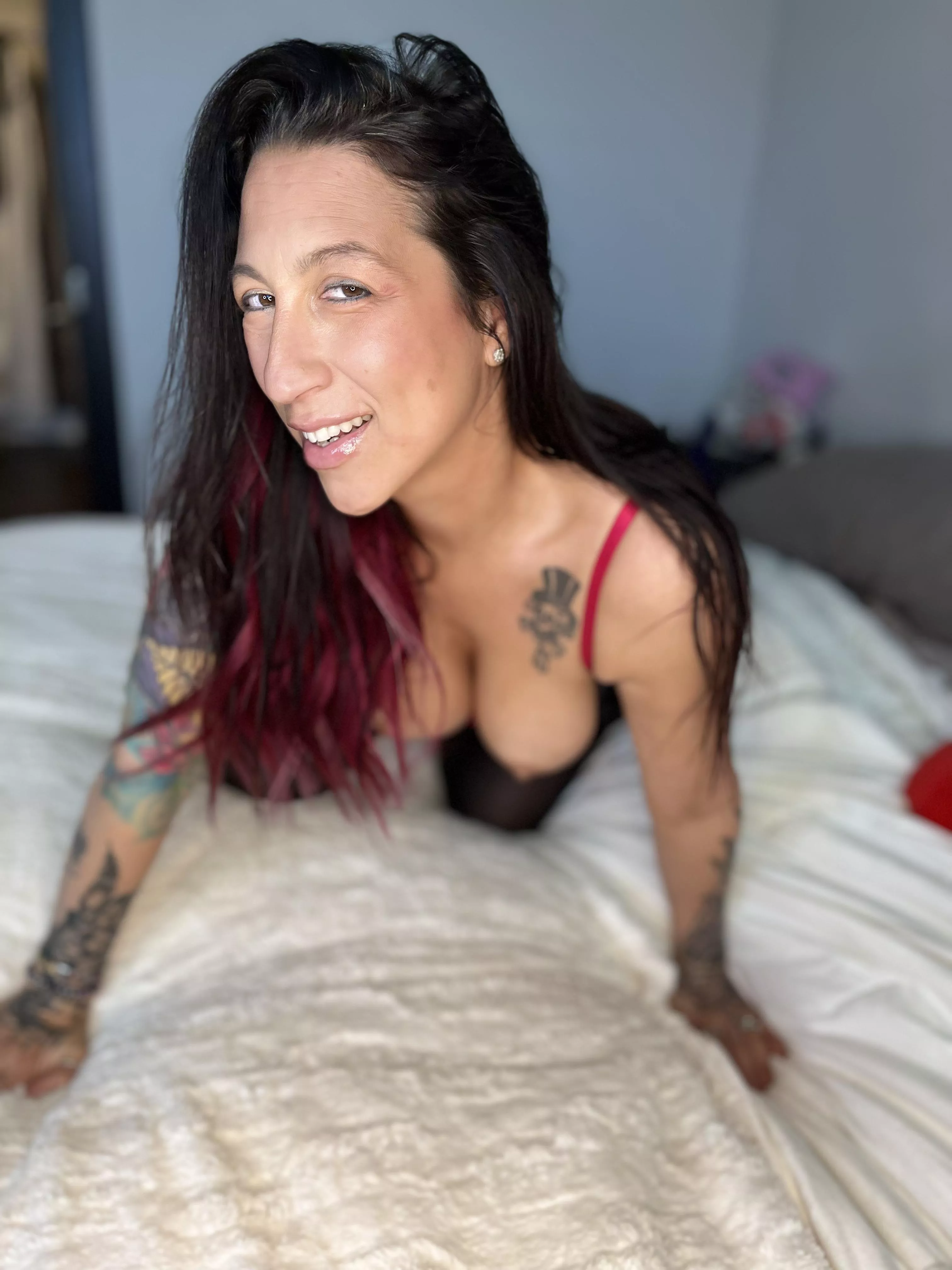 Hey New Cougar here ! Everyone is gorgeous