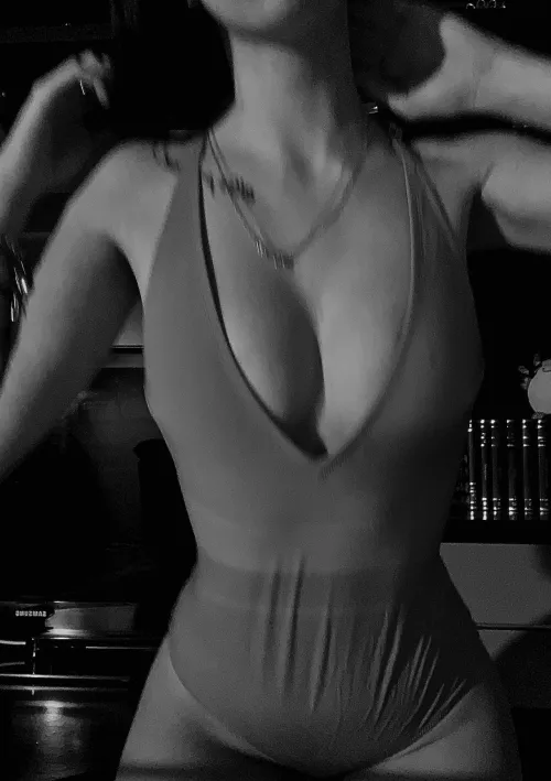 i need someone to take care of my wet pussy