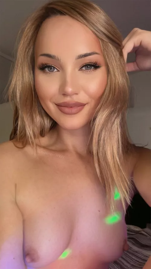 if you think small tits are cute too.. say hi