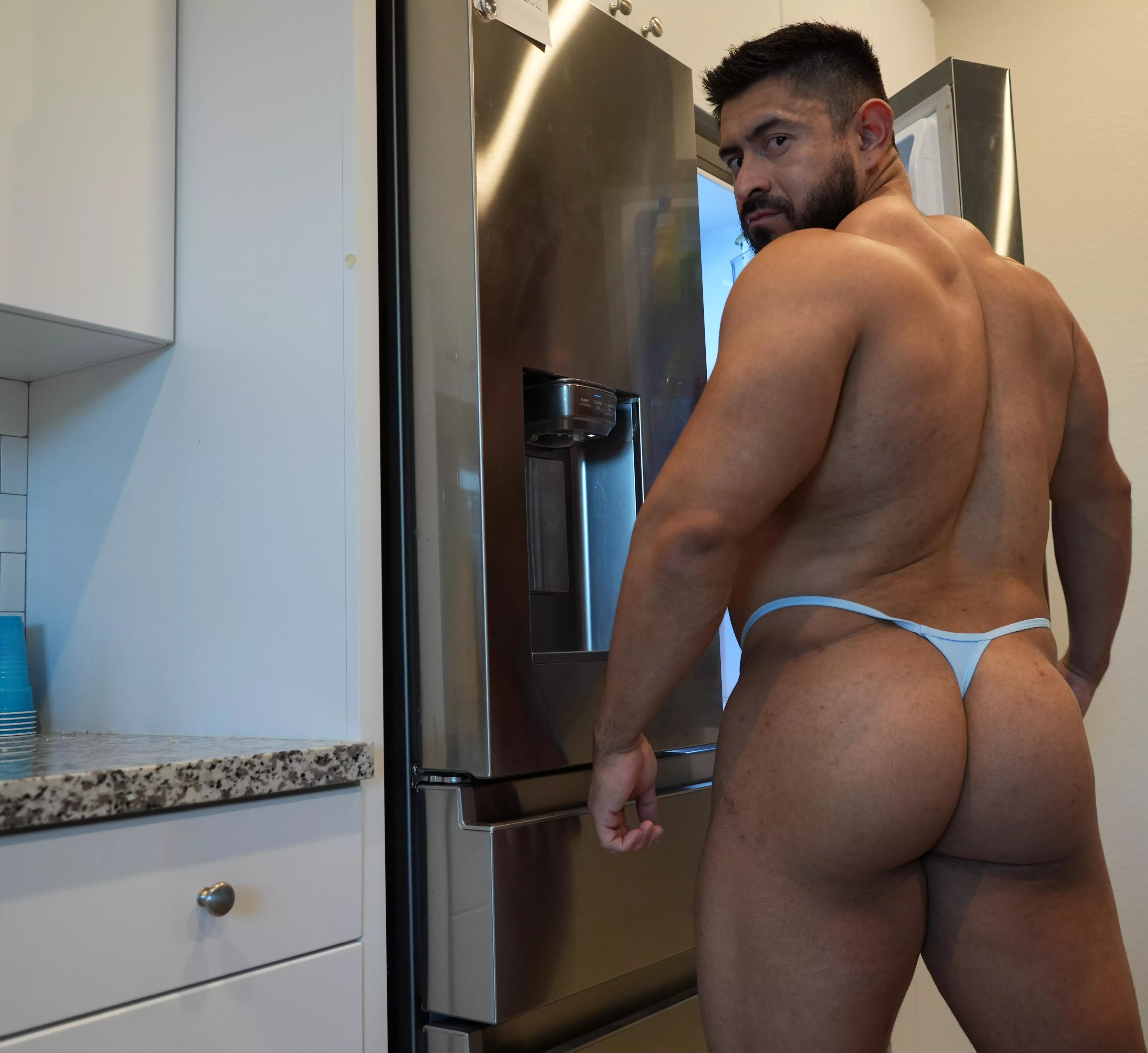 Just trained glutes. Time for a post-workout meal.