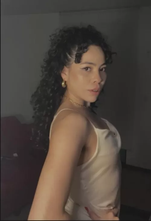 Looking classy on my curls