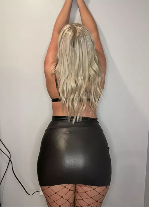 Looking for someone to rip my skirt off and show me a good time