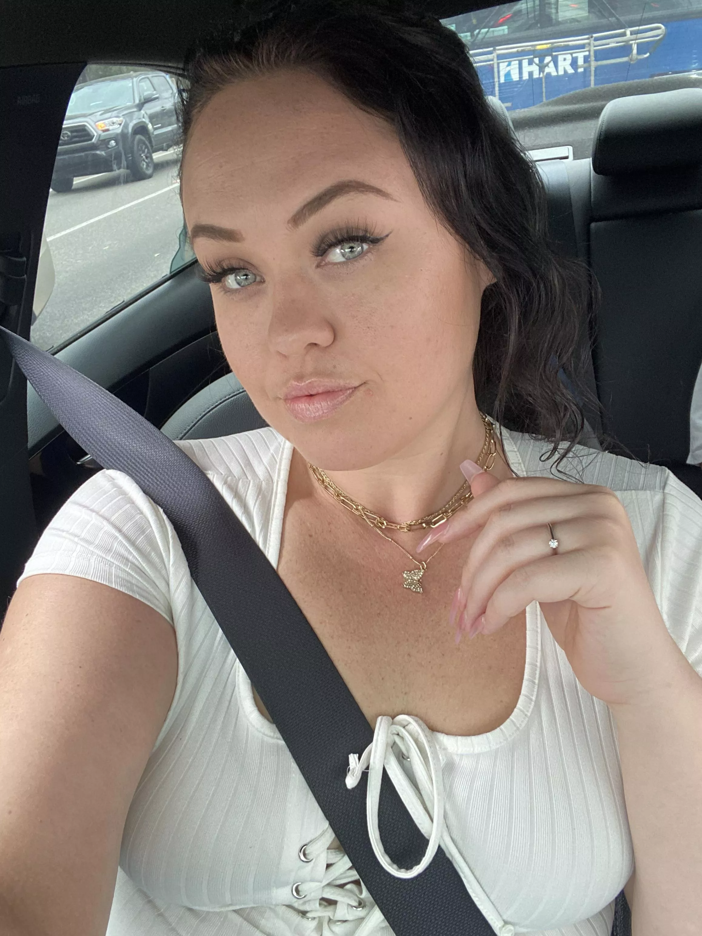 Married pussy is the best pussy