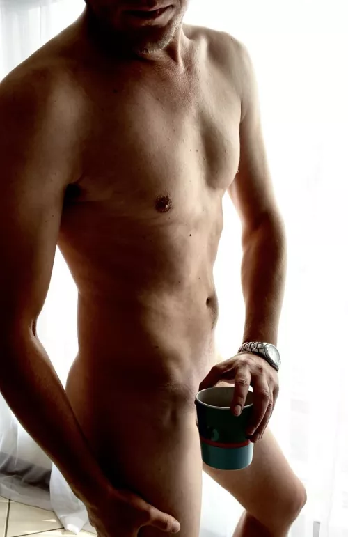 Meet me in the kitchen or do you want breakfast in bed?