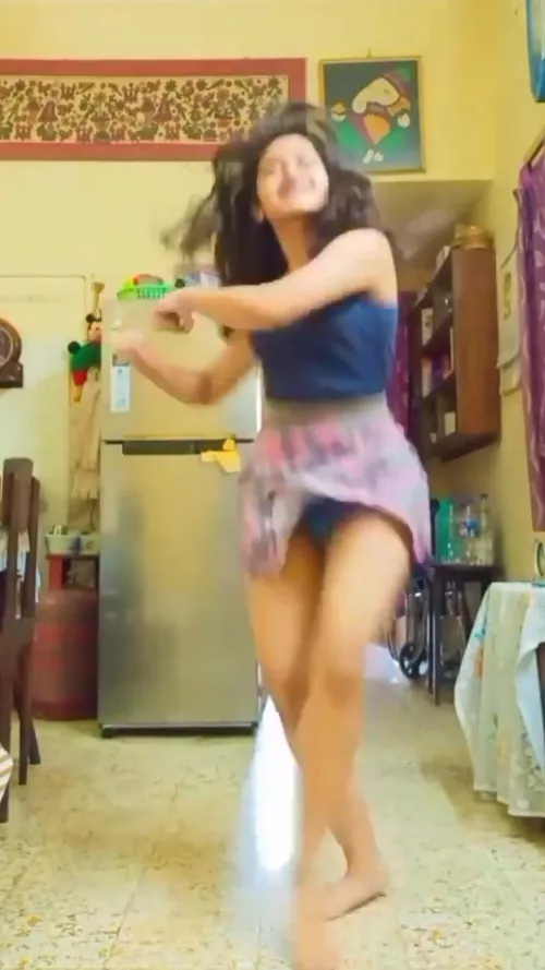 (M)From Dhoon , My sis during Making Reels . I spy here 😘😚 she knows that I fap on her