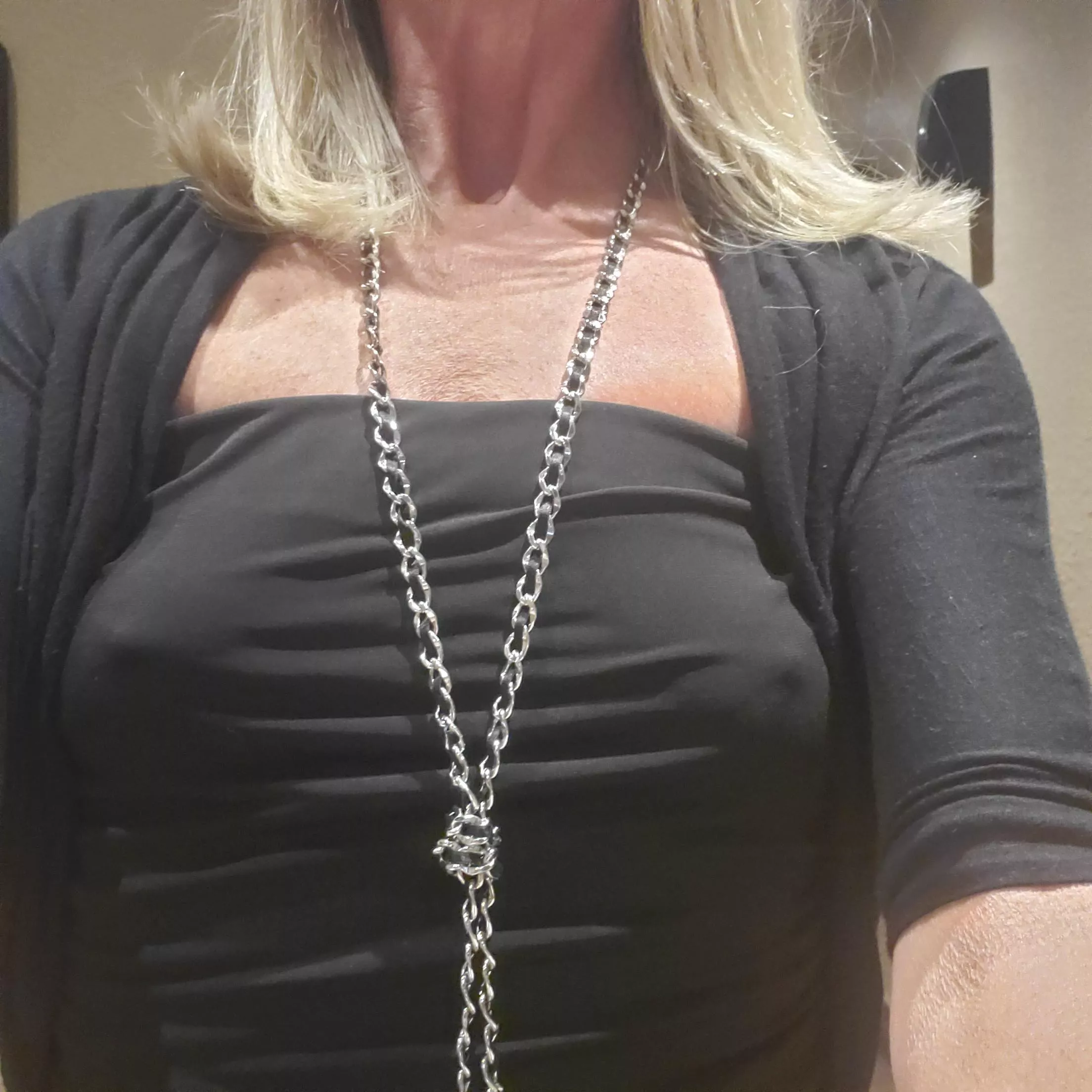 Night at the theater (F51)