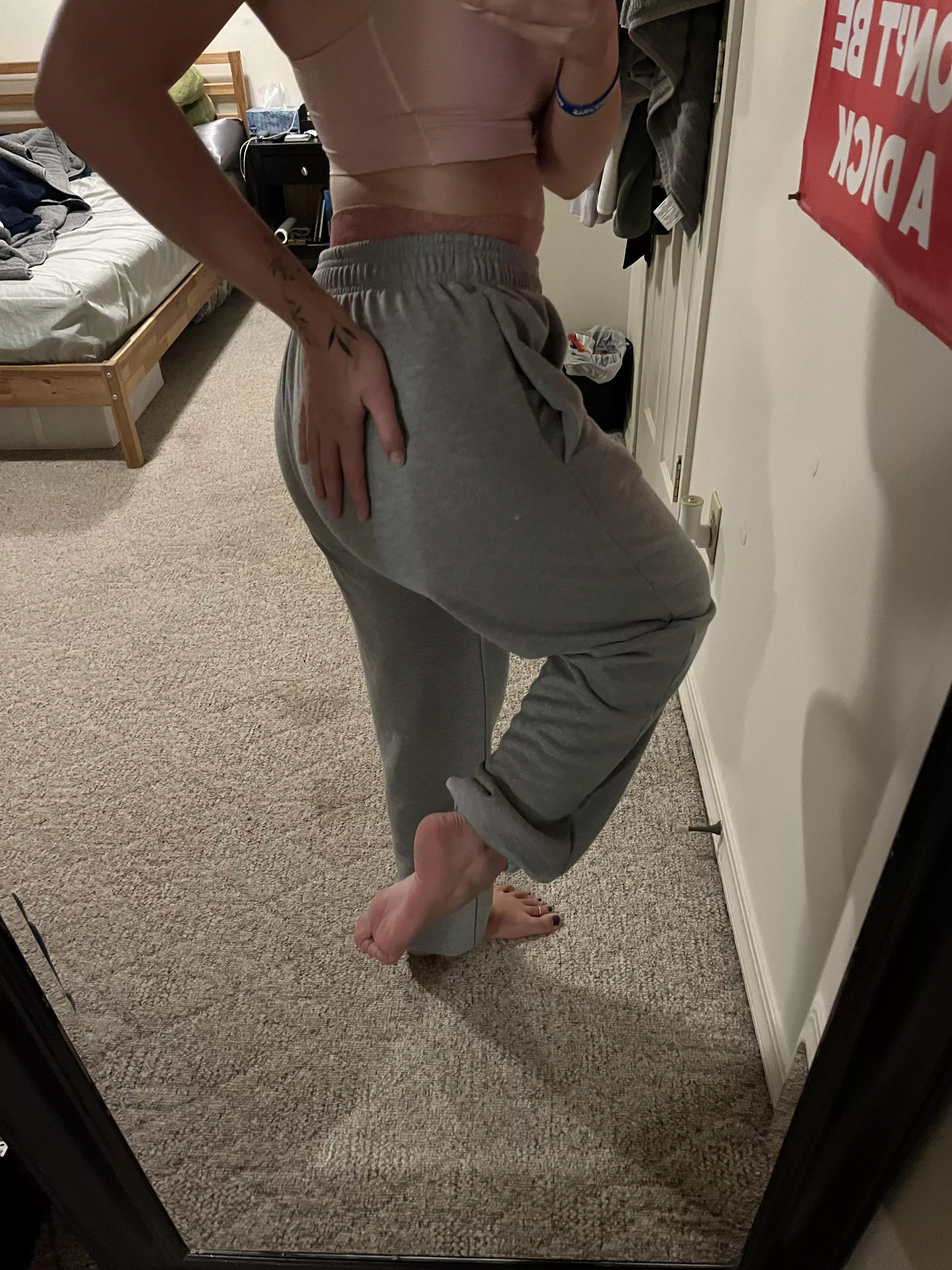 Post gym feet, I promise they don’t smell;)