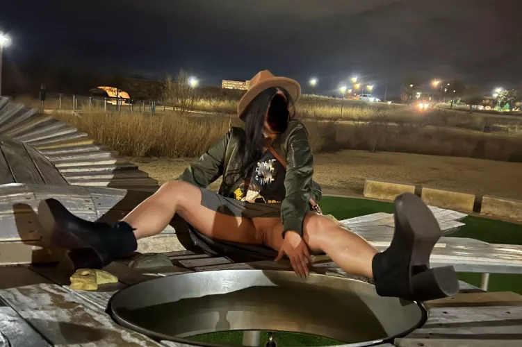 She’s a serial flasher