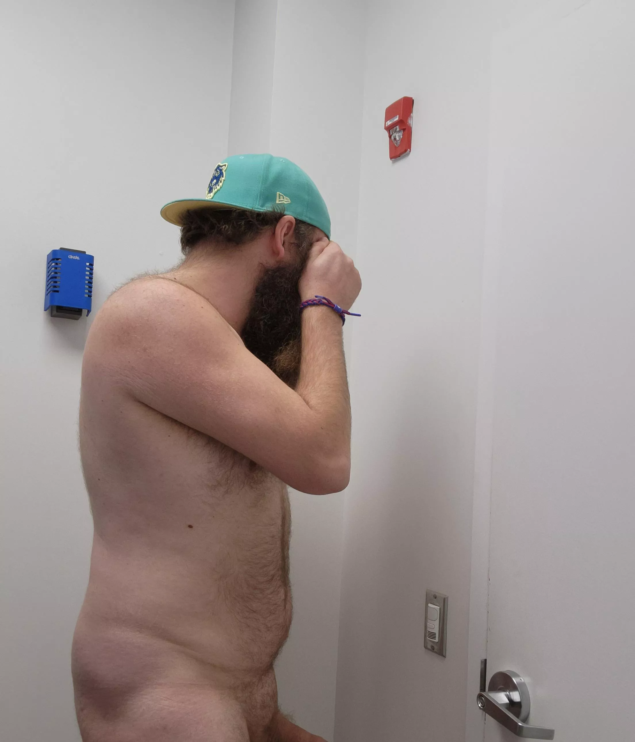 Shy cub. 🤭🤭 Help me get accustomed please? 🫠🫠