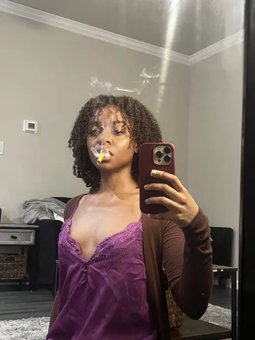 Smoking Yellow Rose Petals 🏵