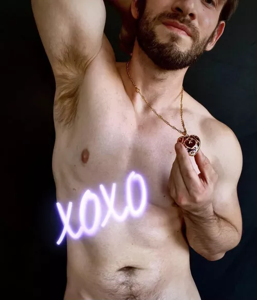 Someone is going to have to take this heart container from me. 😘