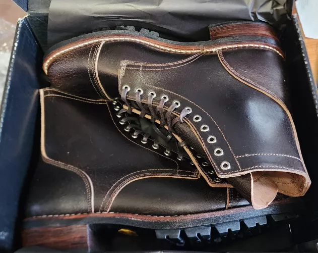 Thursday Boots Logger - Horween Waxed Flesh - Cacao