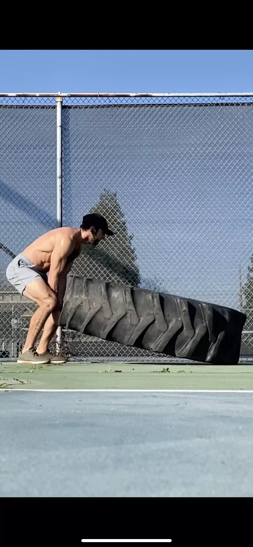 Tire flips for fun ☺️ [m]