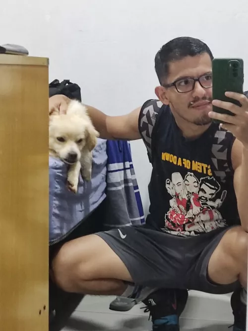 Tried taking a selfie with my lazy boy haha