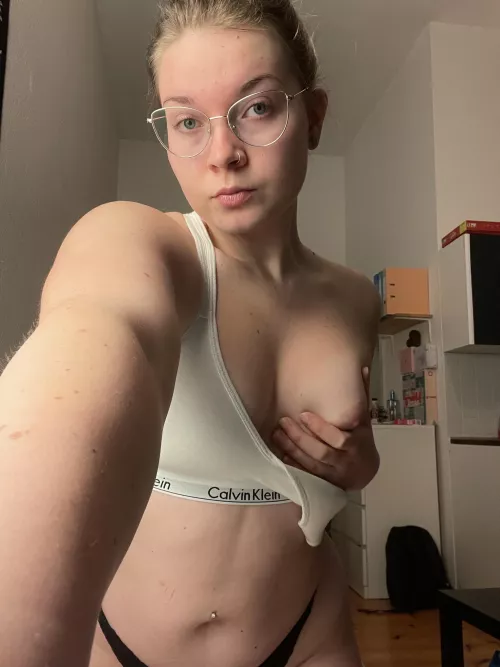 What catches ur attention first?