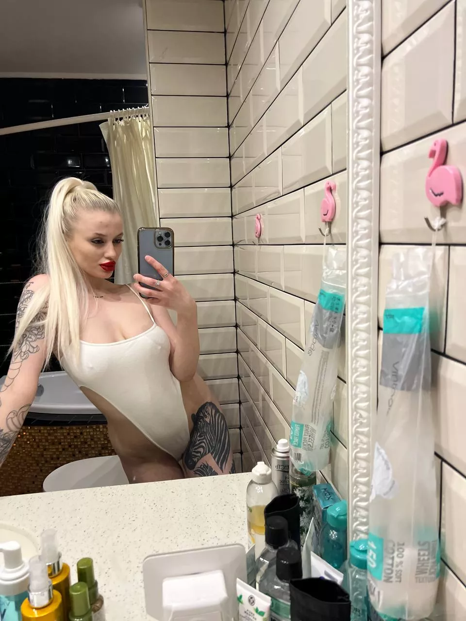 What kind of policeman should I become for you - bad or very bad?