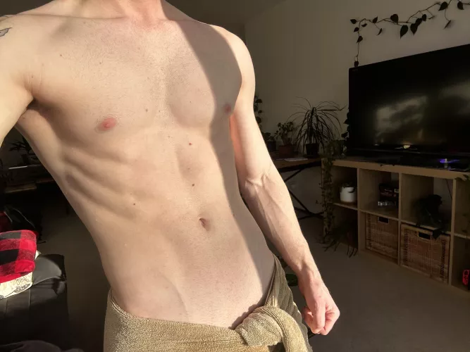 Who wants to me to drop the towel?