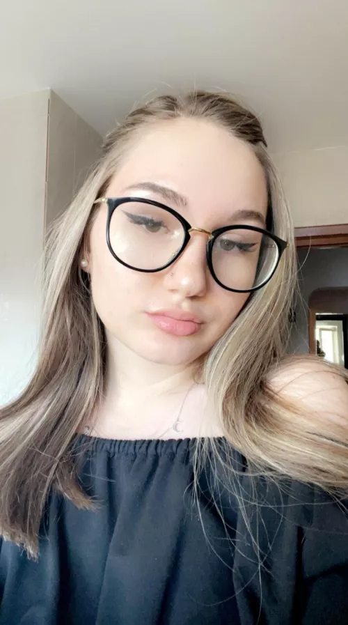 whoever like this will get a surprise (instant)🥰👻 sarajessi402