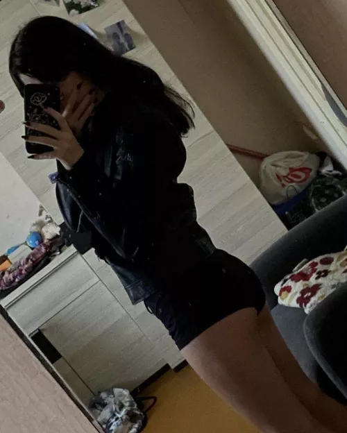 Whould you take me out for dinner?