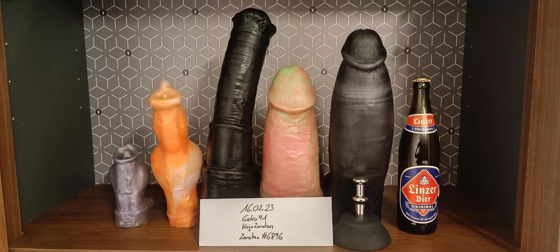 WTS EUROPE huge toys / horse / Clyde / beefcake / sleeves