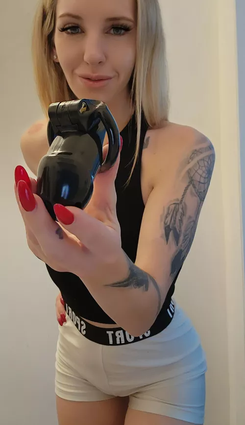 Your key is down my pants , you’ll never 👎 find it 🥵